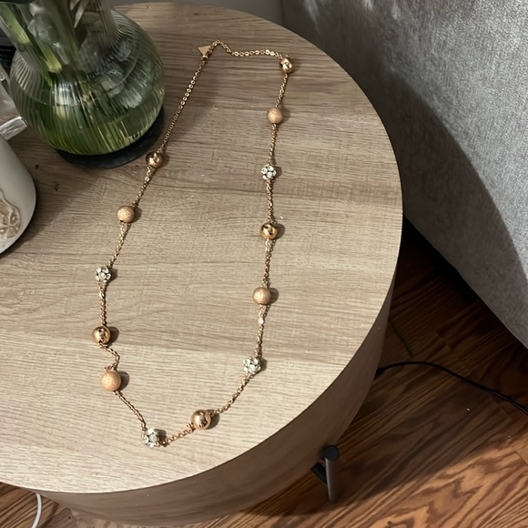 Rose gold necklace from Guess - Picture 2 of 4